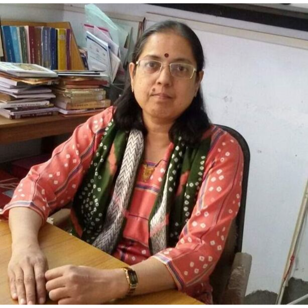 પારુલ કંદર્પ દેસાઈ